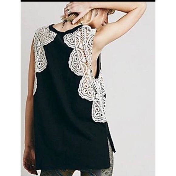 Free People Medium Black Oversized Crochet Trim Graphic Muscle Bulls Eye Tee - Picture 2 of 7